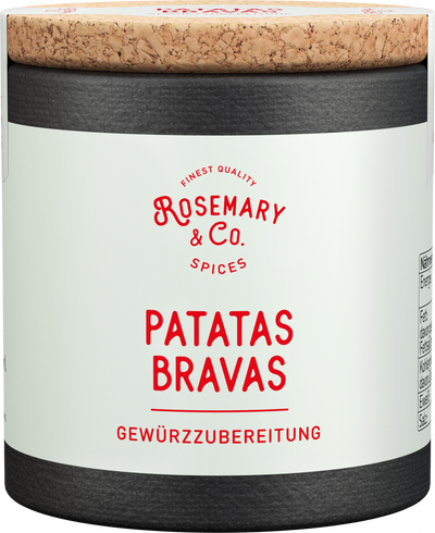 Dose Weltreise Gewürze von Rosemary & Co vor Schild Weltreise Set mit weiteren Gewürzdosen im Hintergrund5