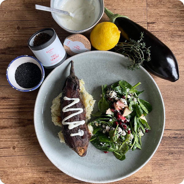 Gebackene Aubergine mit Pastinakenpüree