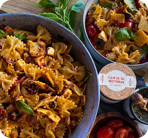 Mediterraner Nudelsalat